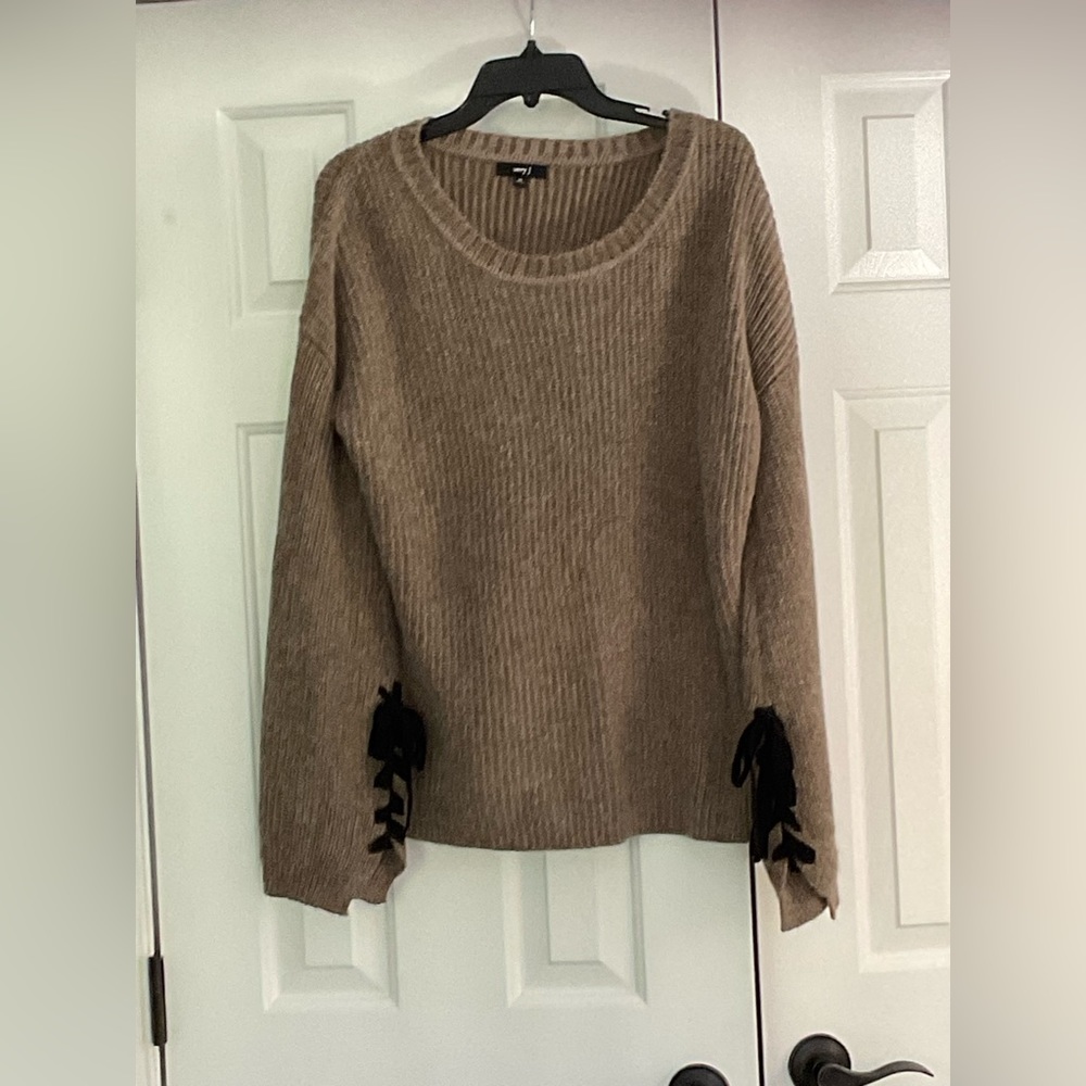 Brown Knit Sweater with Laced Up Cuffs